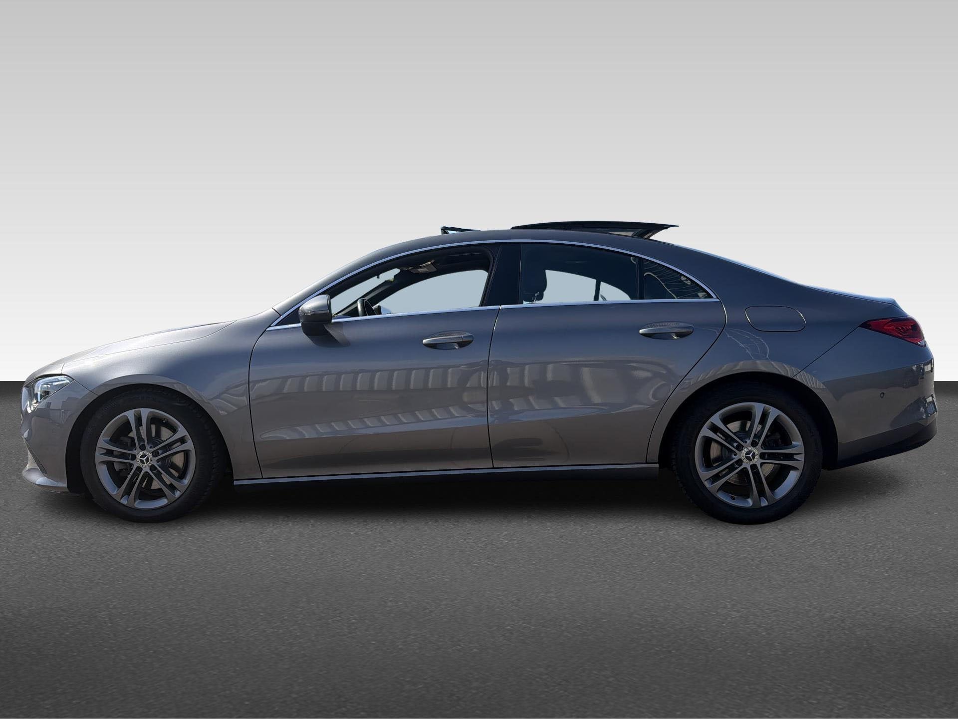 Mercedes-Benz CLA-klasse 200 Business Solution, Auto's, Gebruikt, Euro 6, 4 cilinders, 163 pk