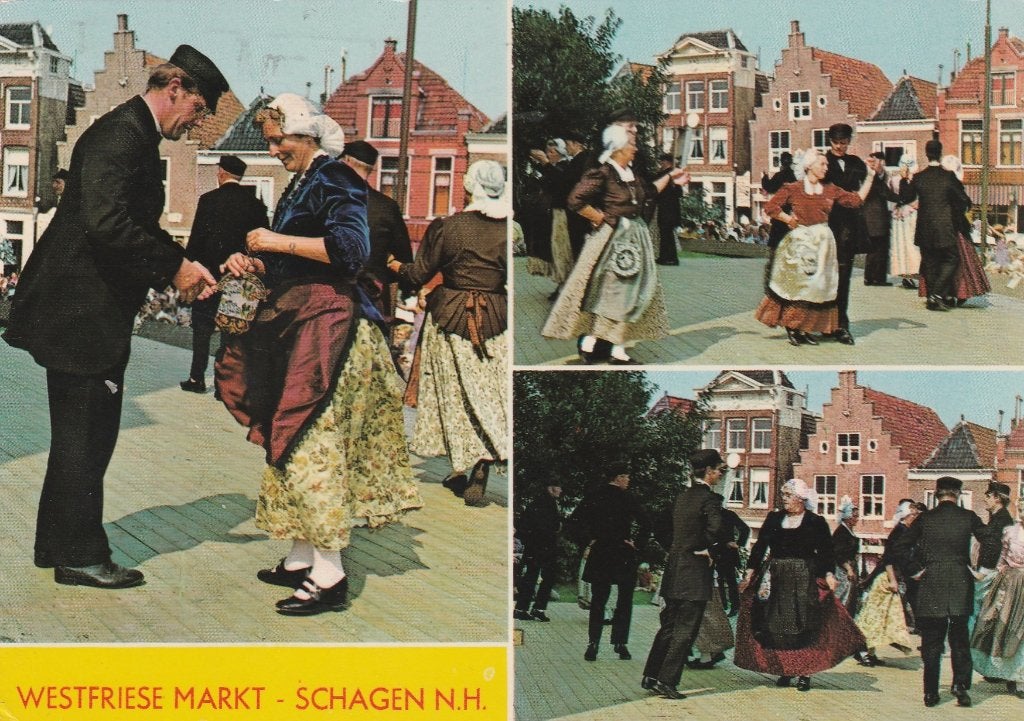 SCHAGEN Westfriese Markt Dansgroep Klederdracht, Verzenden, 1960 tot 1980, Gelopen, Noord-Holland