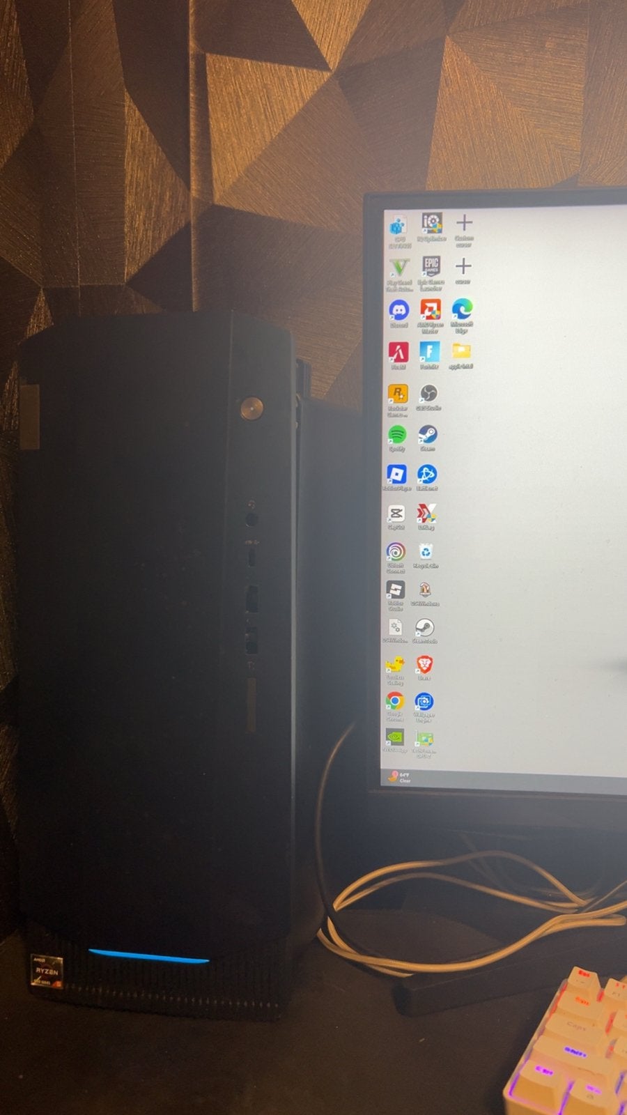 Gaming PC: AMD Ryzen 5 5600G, RTX 3060, 16GB RAM, 477GB SSD, Computers en Software, Desktop Pc's, Gebruikt, Ophalen of Verzenden