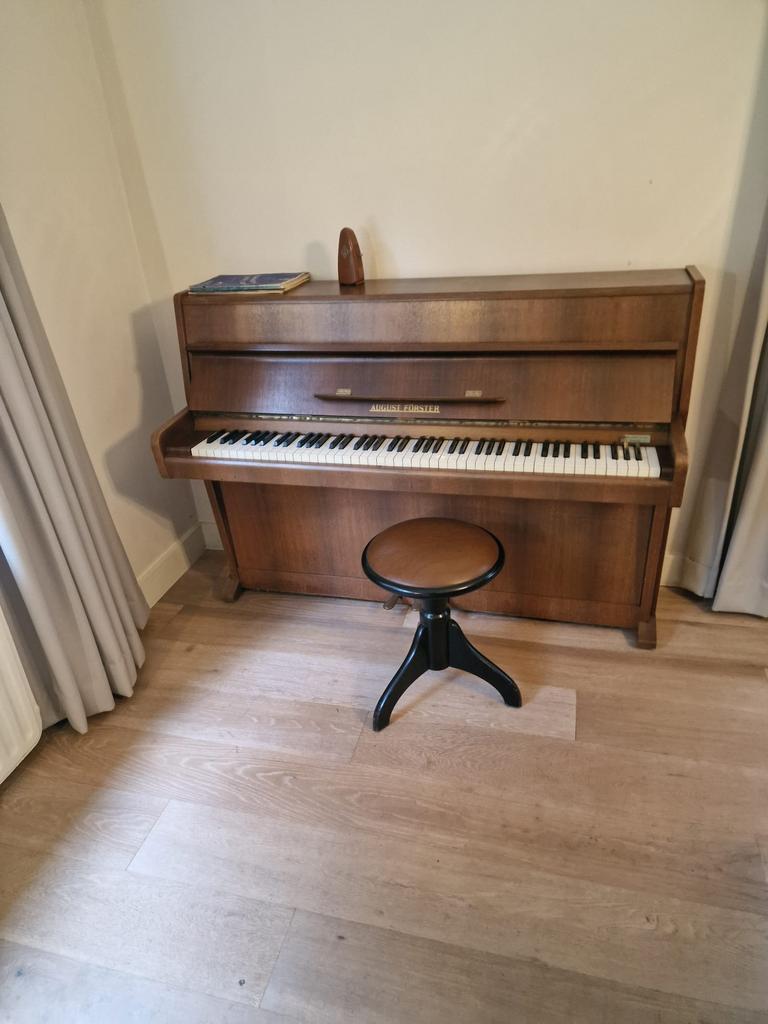 August Foster piano, Muziek en Instrumenten, Piano's, Zo goed als nieuw, Ophalen