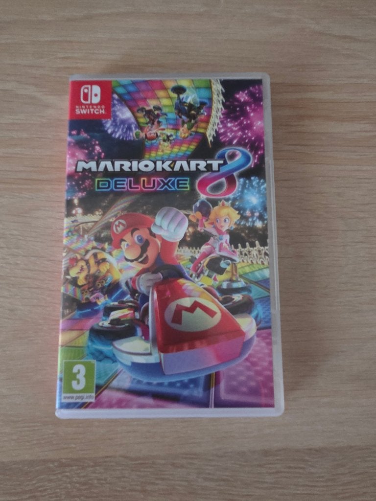 Mario Kart 8 Deluxe - Switch, Racen en Vliegen, Ophalen of Verzenden, Zo goed als nieuw, 3 spelers of meer