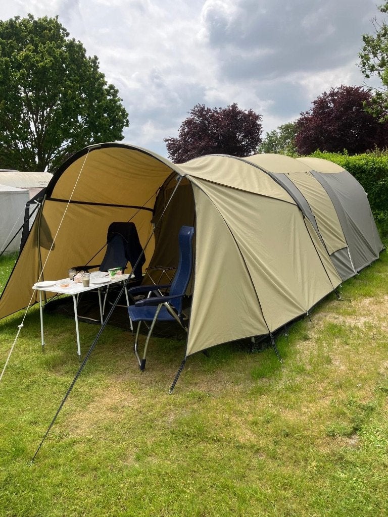 Ruime tunneltent voor 4 personen, ideaal voor gezinnen, Ophalen, Gebruikt, Tot en met 4