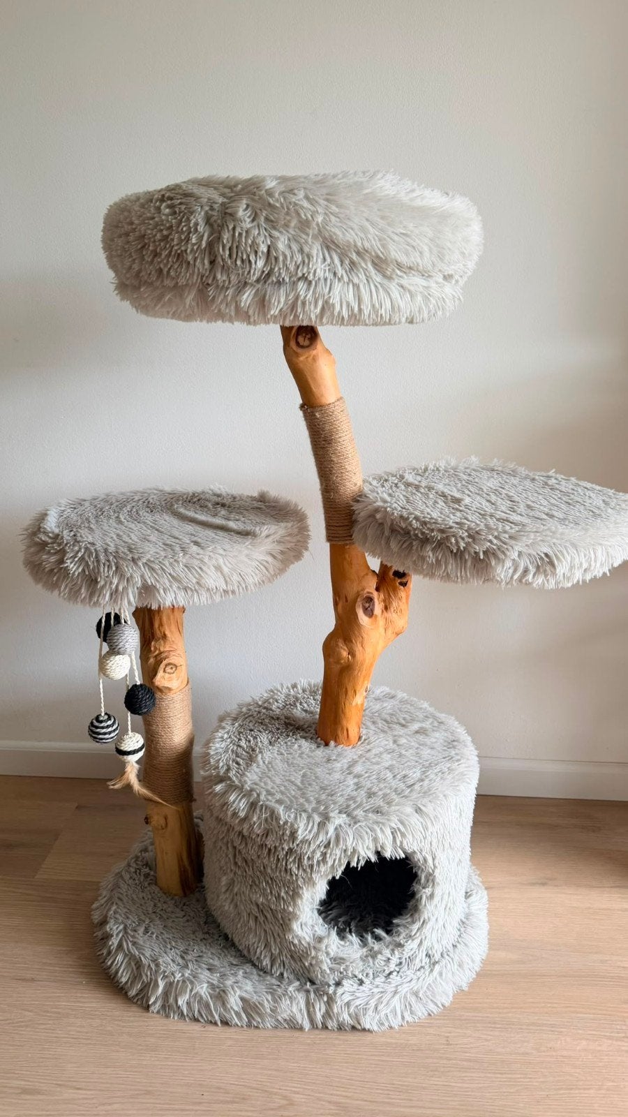 Krabpaal /Kattenboom Design bij Lotte, Ophalen, Krabpaal