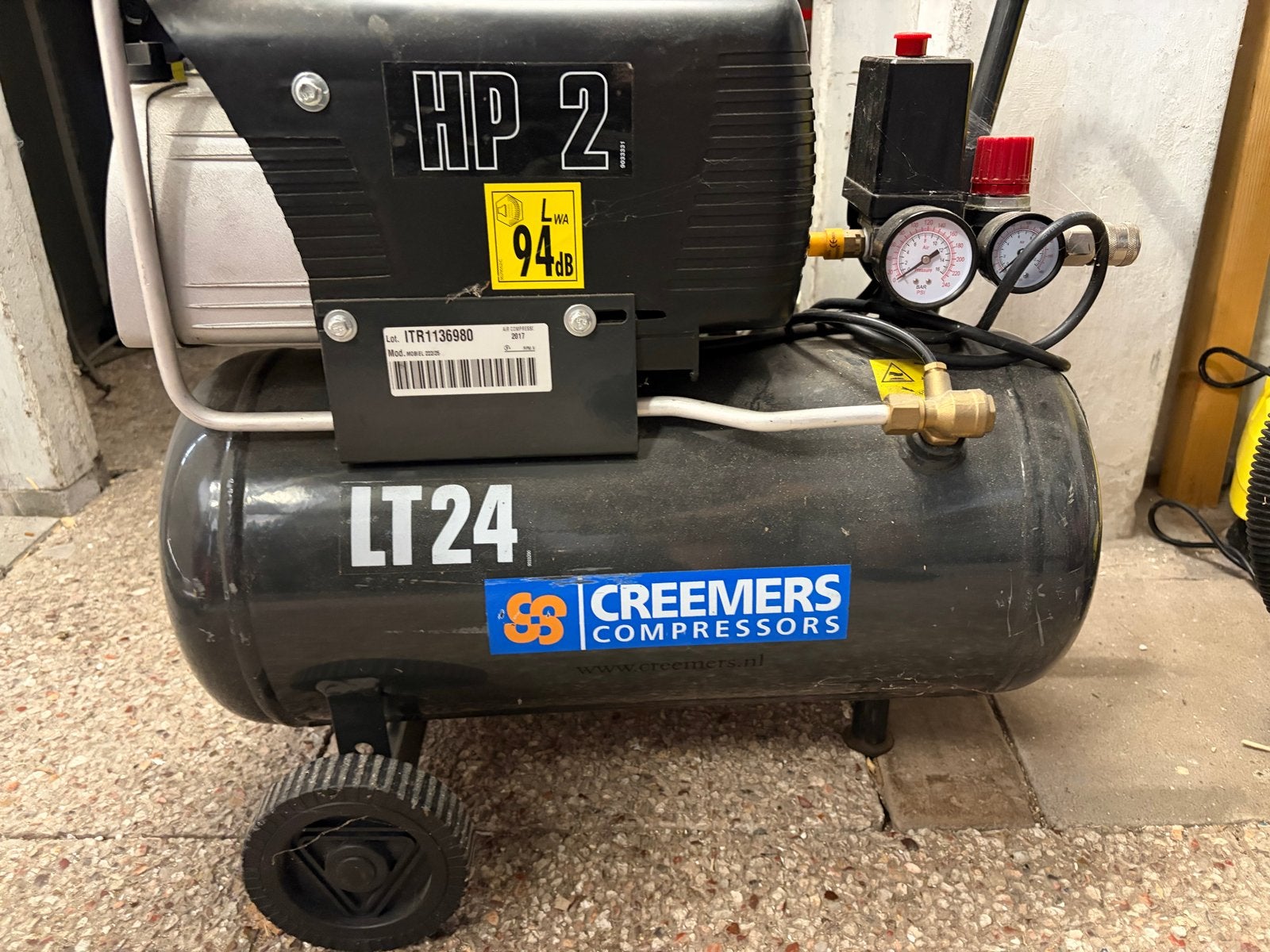 Creemers Compressor LT24 - Mobiel en Krachtig, Gebruikt, 6 tot 10 bar, Ophalen of Verzenden, 25 tot 100 liter