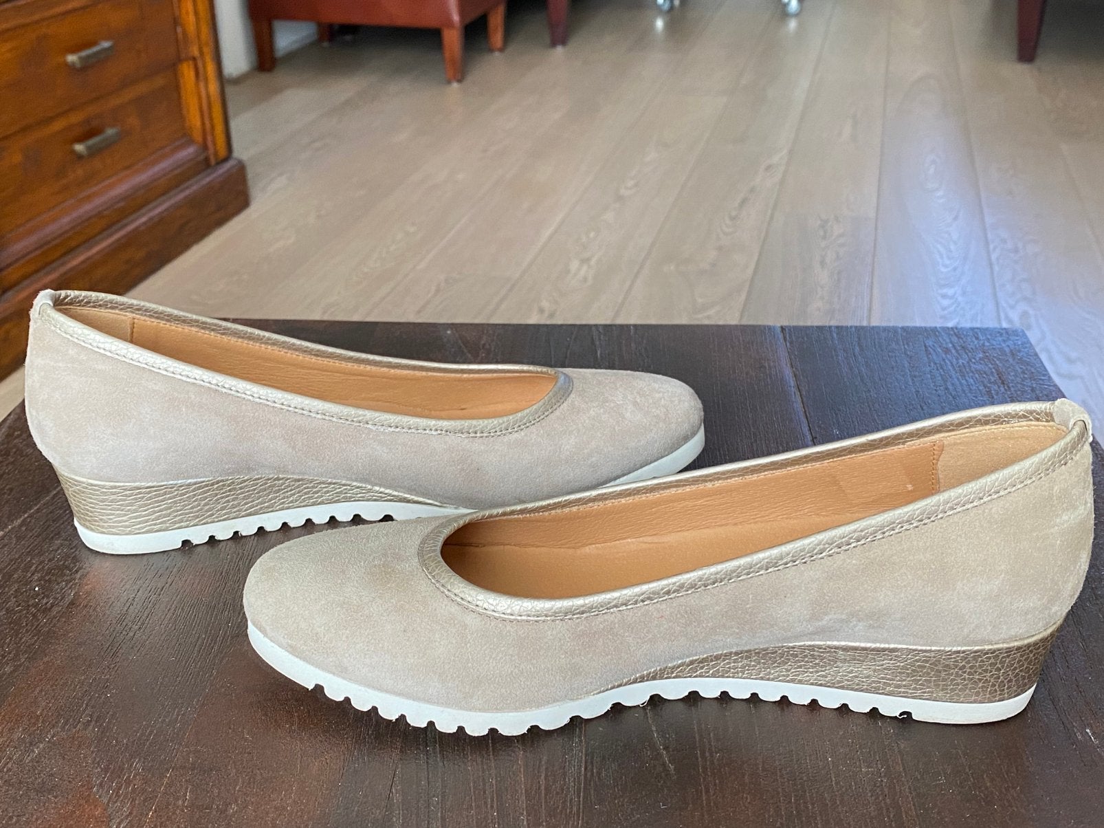 Manfield dames loafers maat 39, kleur taupe, Kleding | Dames, Pumps, Overige kleuren, Ophalen of Verzenden, Zo goed als nieuw
