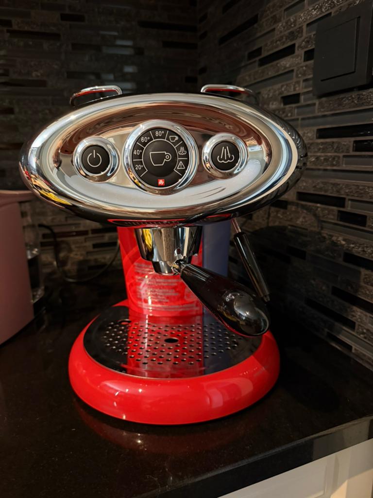 Illy koffie zet apparaat, Witgoed en Apparatuur, Koffiezetapparaten, Ophalen of Verzenden, Zo goed als nieuw, Koffiemachine