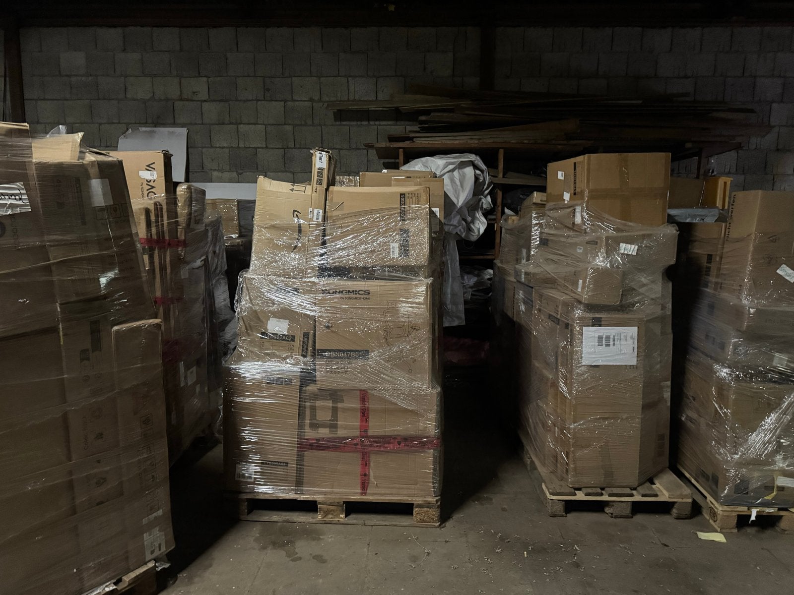 Pallets met diverse goederen - Retourgoederen, Ophalen of Verzenden, Overige categorieën
