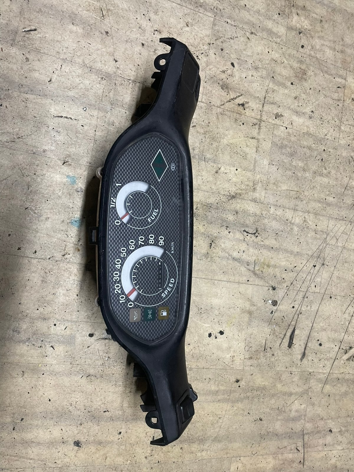 piaggio typhoon kilometer teller, Ophalen