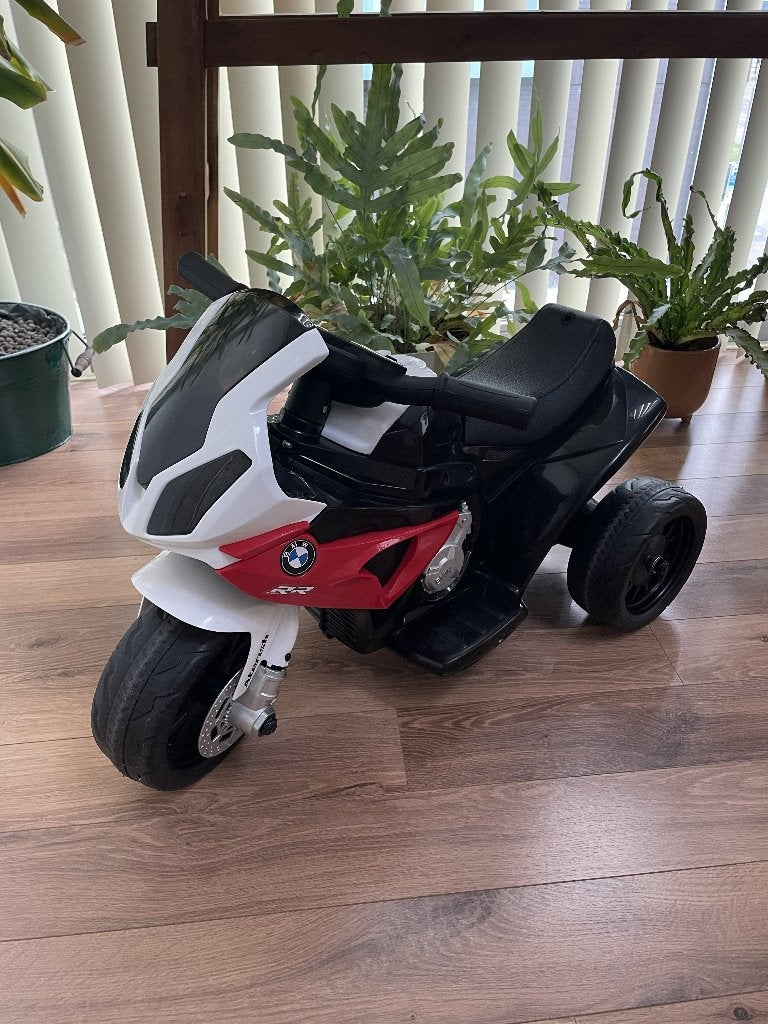 Elektrische Kindermotor - BMW S1000RR Mini, Kinderen en Baby's, Zo goed als nieuw