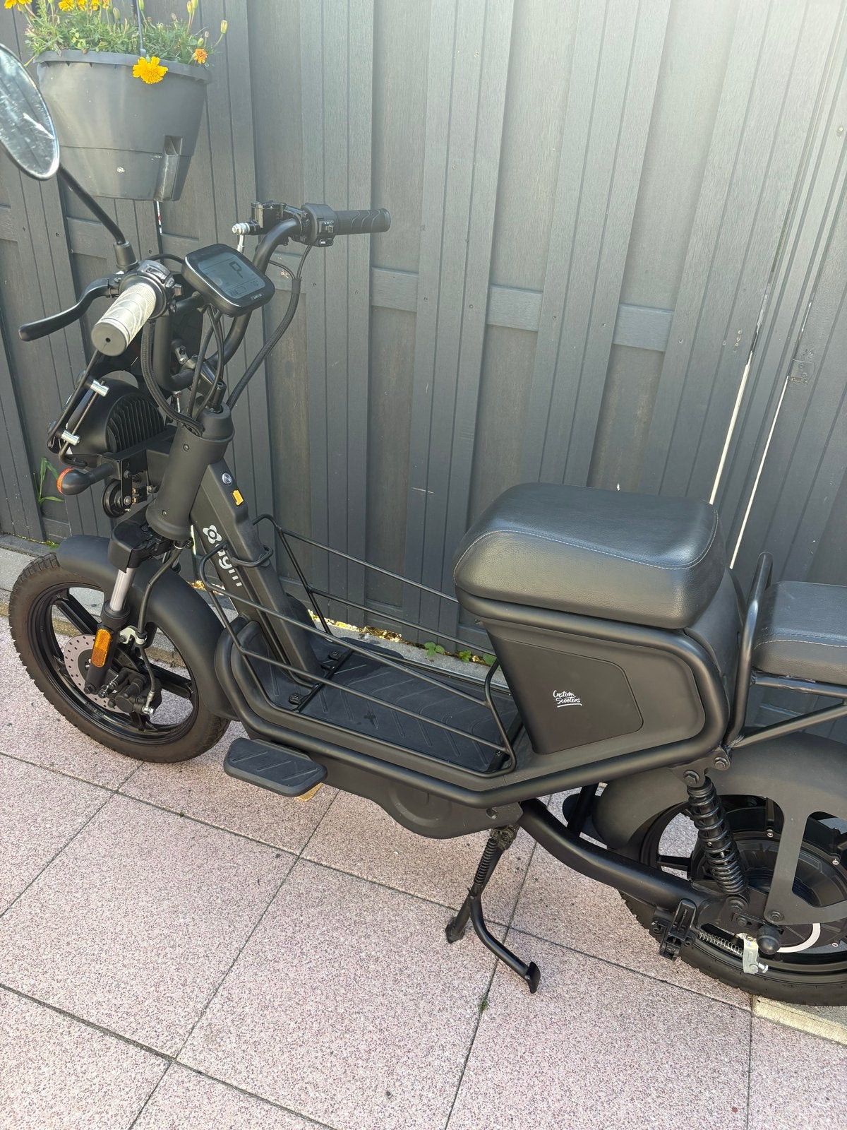 Electrische AGM Goccia GEV1000 brommer geel kenteken 45km, Ophalen, Overige modellen, Zo goed als nieuw