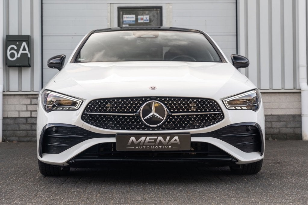 Mercedes-Benz CLA-klasse 200 AMG | Pano | Burmester | Night, CLA, Gebruikt, Zwart, 4 cilinders