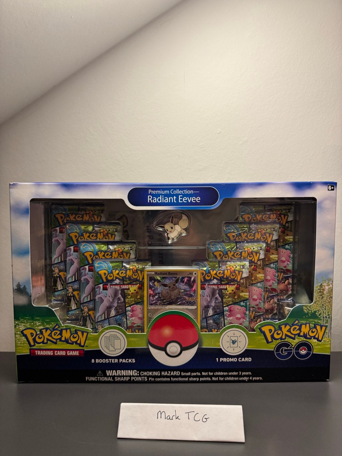 Pokémon GO Premium Collection Radiant Eevee Box, Ophalen of Verzenden, Nieuw, Overige typen