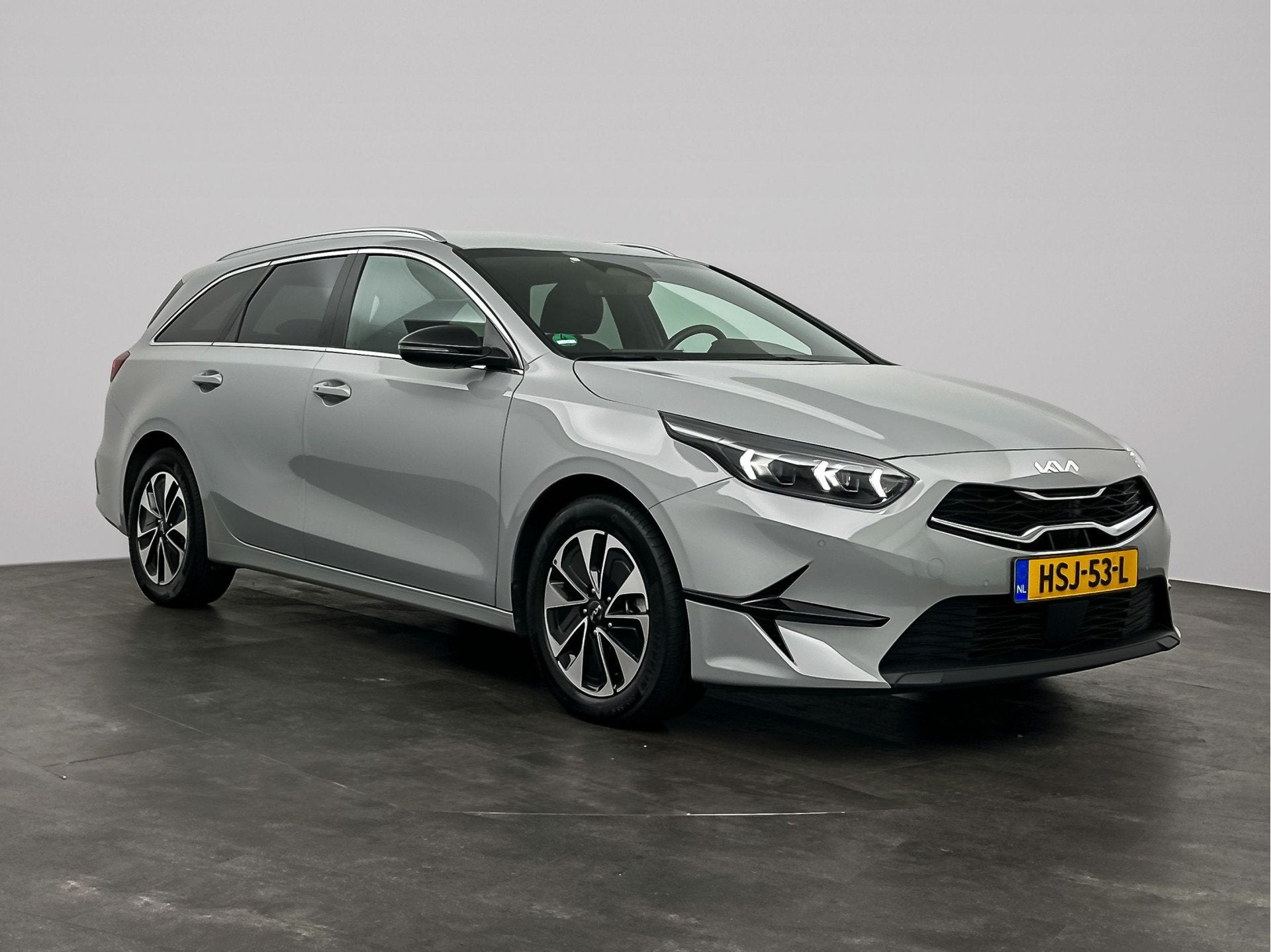Kia Ceed Sportswagon 1.0 T-GDi MHEV Design Edition | JBL | S, 12 maanden, 1309 kg, Leder en Stof, Origineel Nederlands