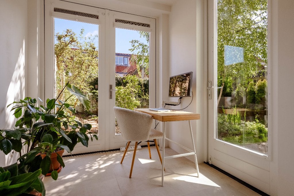 IKEA Bureau LILLÅSEN bamboe, 102x49 cm, Huis en Inrichting, Bureaus, Ophalen, Overige typen, Scandinavisch, Hout