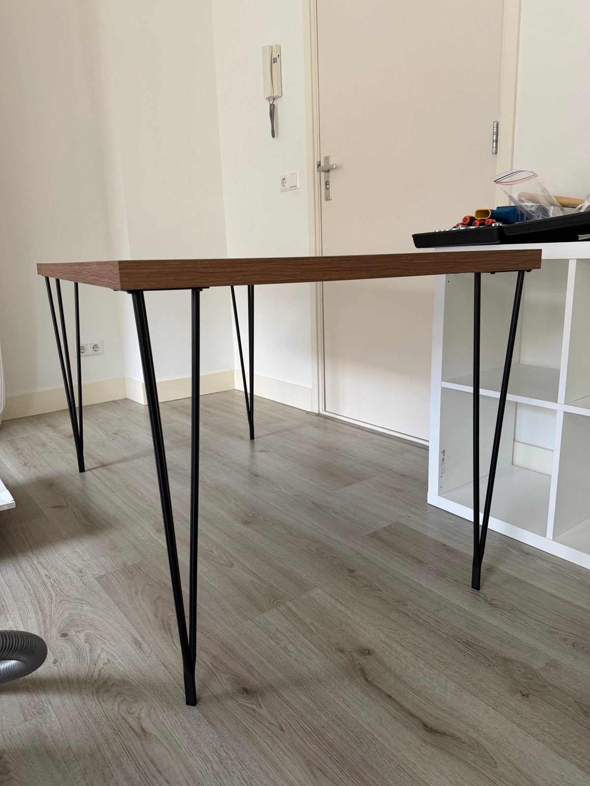New tafle, Huis en Inrichting, Tafels | Eettafels, Ophalen, 100 tot 150 cm, Tot twee personen, 50 tot 100 cm