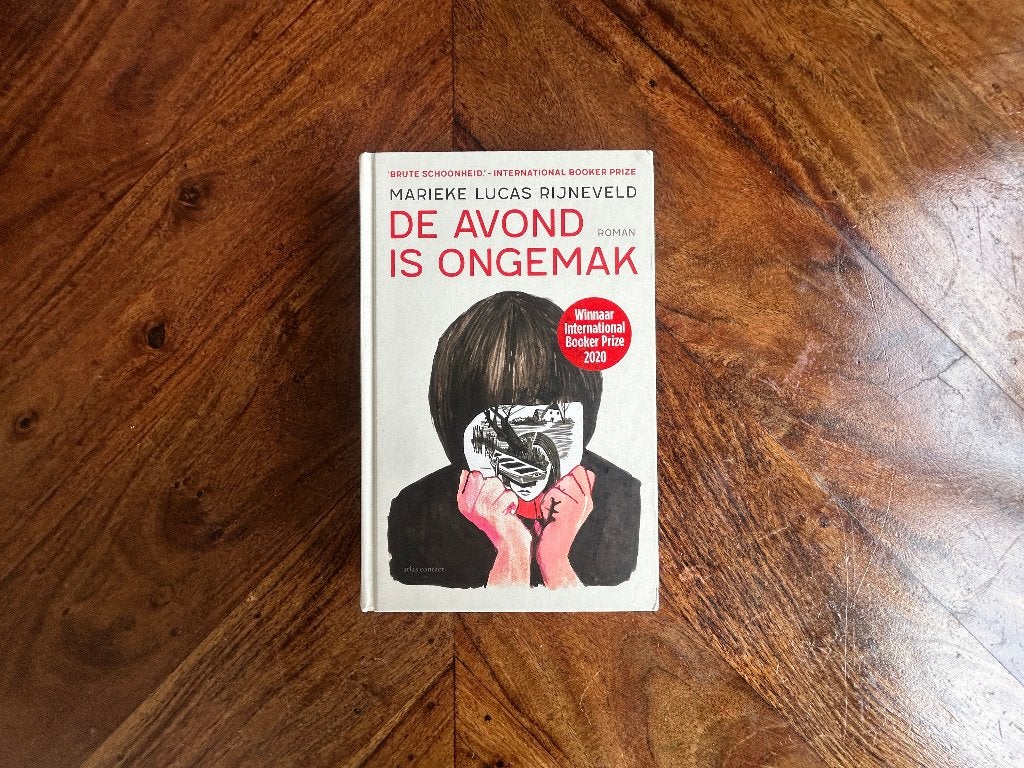 Marieke Lucas Rijneveld - De avond is ongemak, Boeken, Literatuur, Marieke Lucas Rijneveld, Ophalen of Verzenden, Zo goed als nieuw