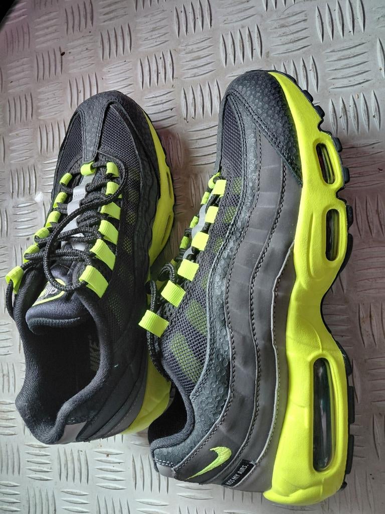 Nike Air Max 95 "Kiss My Airs" - Zeer goede staat, Overige kleuren, Nike, Ophalen of Verzenden, Sneakers of Gympen