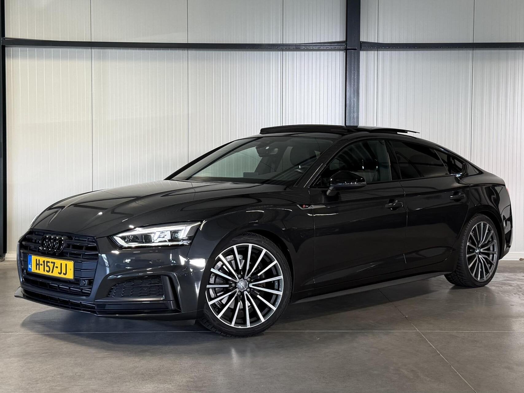 Audi A5 Sportback 35 TFSI S-line black edition Pano Trekhaak, Gebruikt, Euro 6, 4 cilinders, Bedrijf