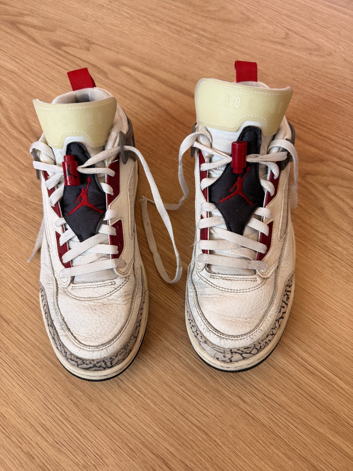Nike Jordan Spizike - Sneakers red/anthracite/coconut milk, Ophalen of Verzenden, Gedragen, Overige kleuren