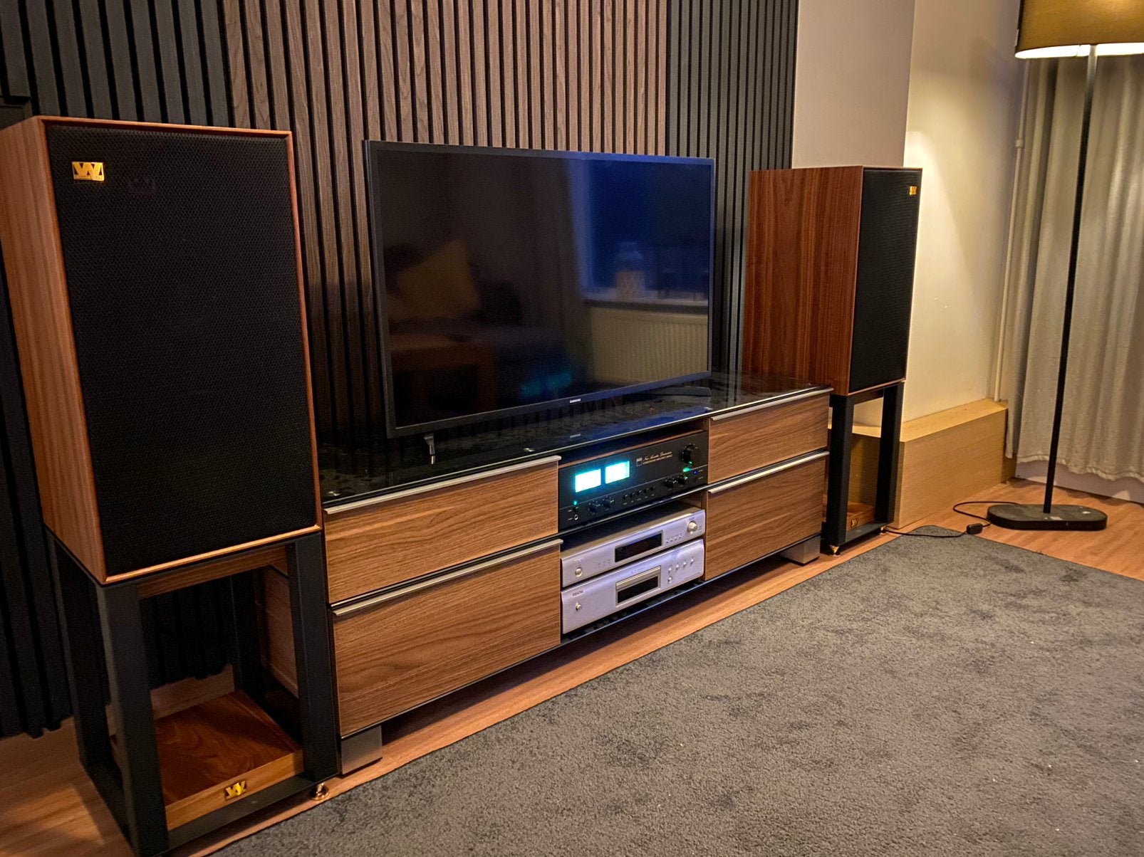 Sonorous audiomeubel te koop, Ophalen of Verzenden, Zo goed als nieuw, 25 tot 50 cm, Minder dan 100 cm