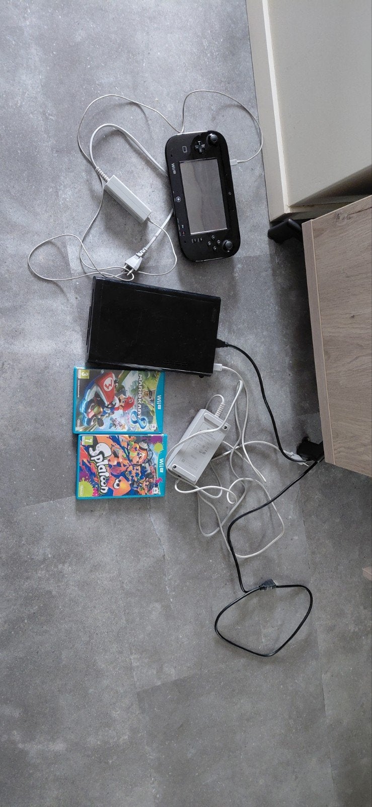 wii u met kabels en spellen, Spelcomputers en Games, Spelcomputers | Nintendo Wii U, Ophalen of Verzenden, Gebruikt, Met 1 controller