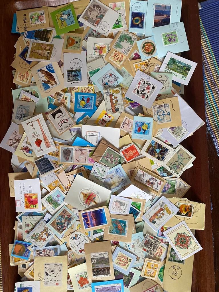Japan kantoorpost. Ruim 4,2 kg onafgeweekt. Nu85,- incl verz, Postzegels en Munten, Verzenden, Buitenland