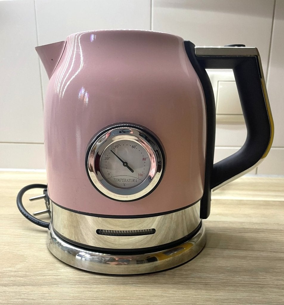 Roze rvs waterkoker met thermometer pink water kettle, 1 tot 2 liter, Ophalen of Verzenden, Gebruikt, Rvs
