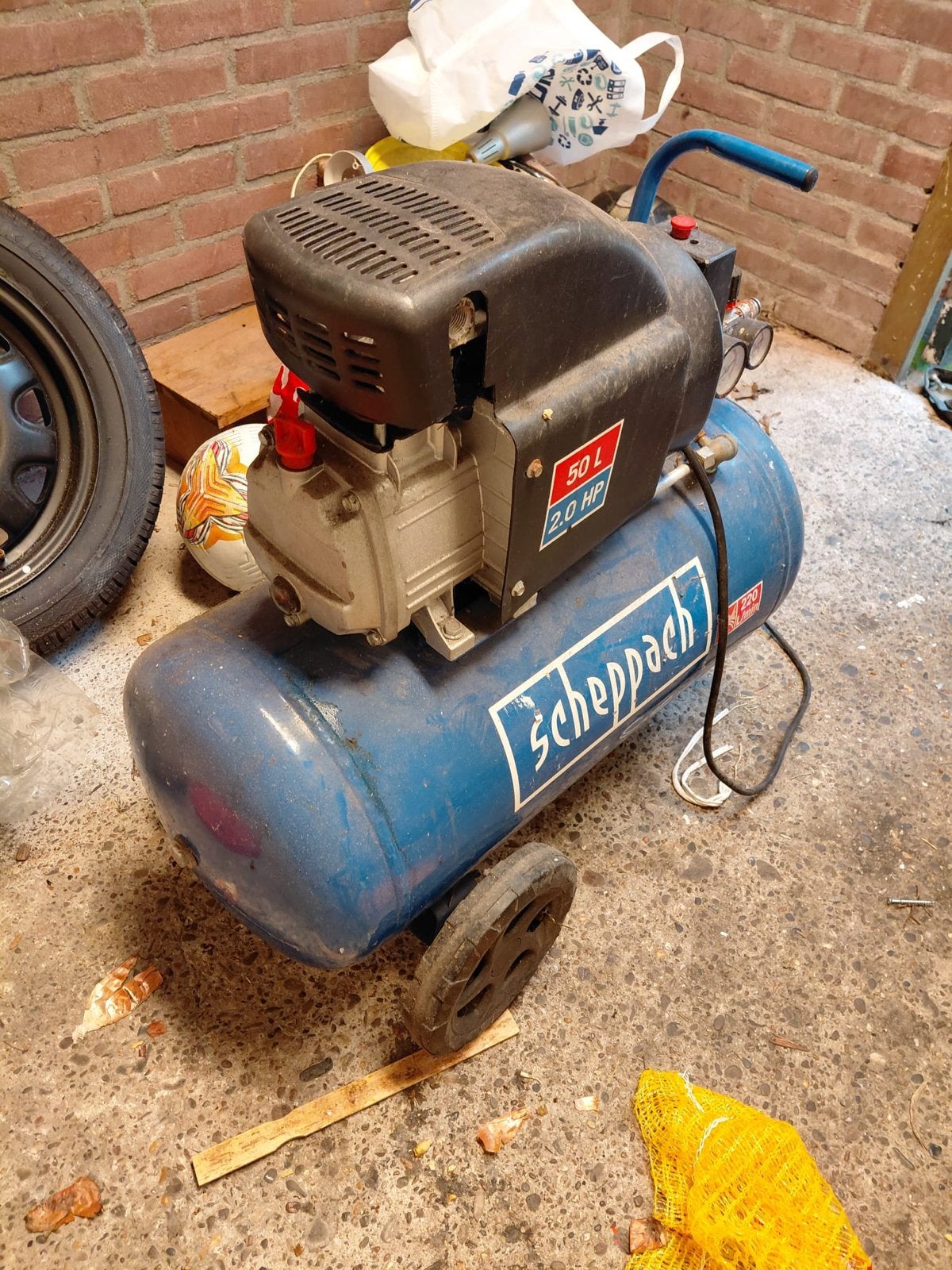 Scheppach Compressor 50L 2.0 HP - Goede staat, Doe-het-zelf en Verbouw, Ophalen, Gebruikt, 6 tot 10 bar, 25 tot 100 liter