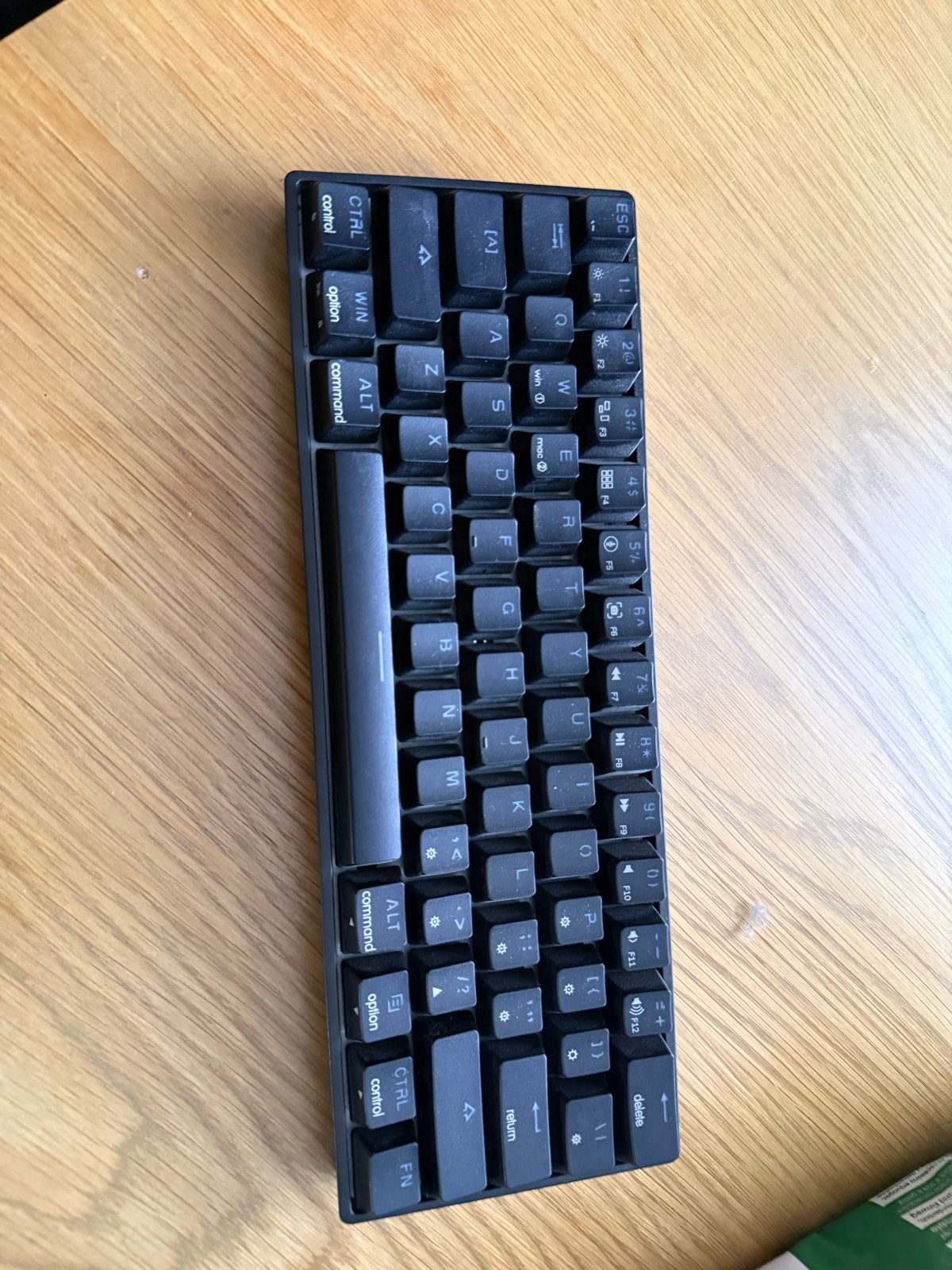 SKYLON RGB Gaming Toetsenbord - Compact en Mechanisch, Ophalen, Gaming toetsenbord, Zo goed als nieuw, Qwerty
