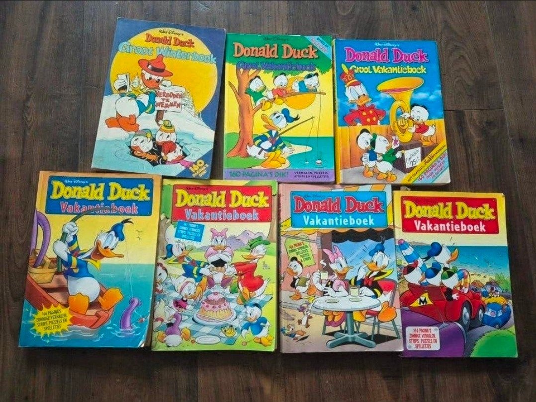 Donald Duck Vakantieboeken - Diverse Jaargangen, Meerdere stripboeken, Ophalen of Verzenden, Gelezen