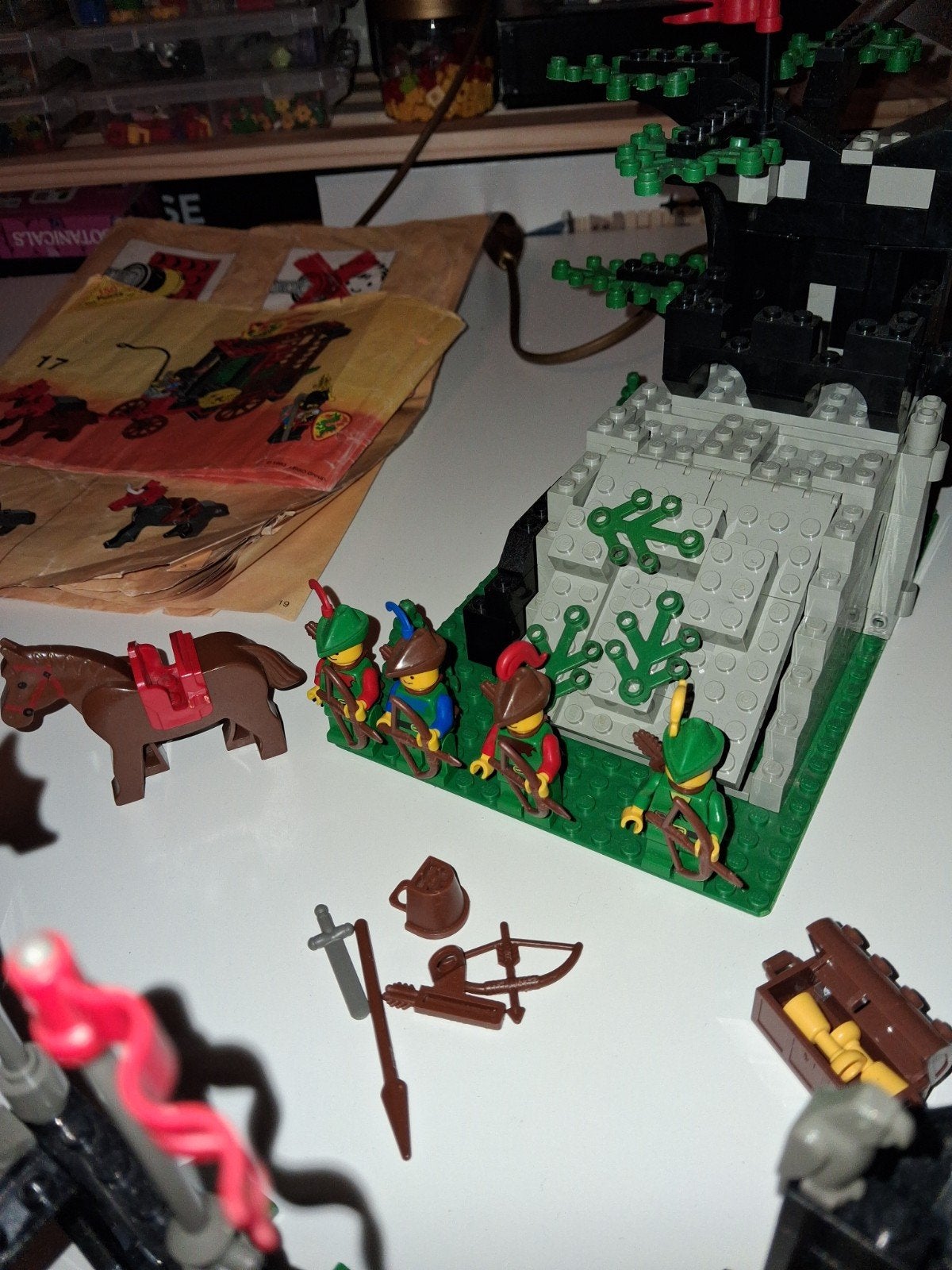 Veel Lego Castle 6 sets: o.a. Forestmen, 15 minifigs, Ophalen of Verzenden, Gebruikt, Lego