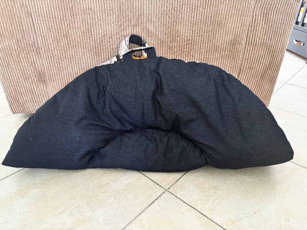Groot rond vloerkussen / speelkussen 105 cm met draaglussen, Ophalen, Gebruikt