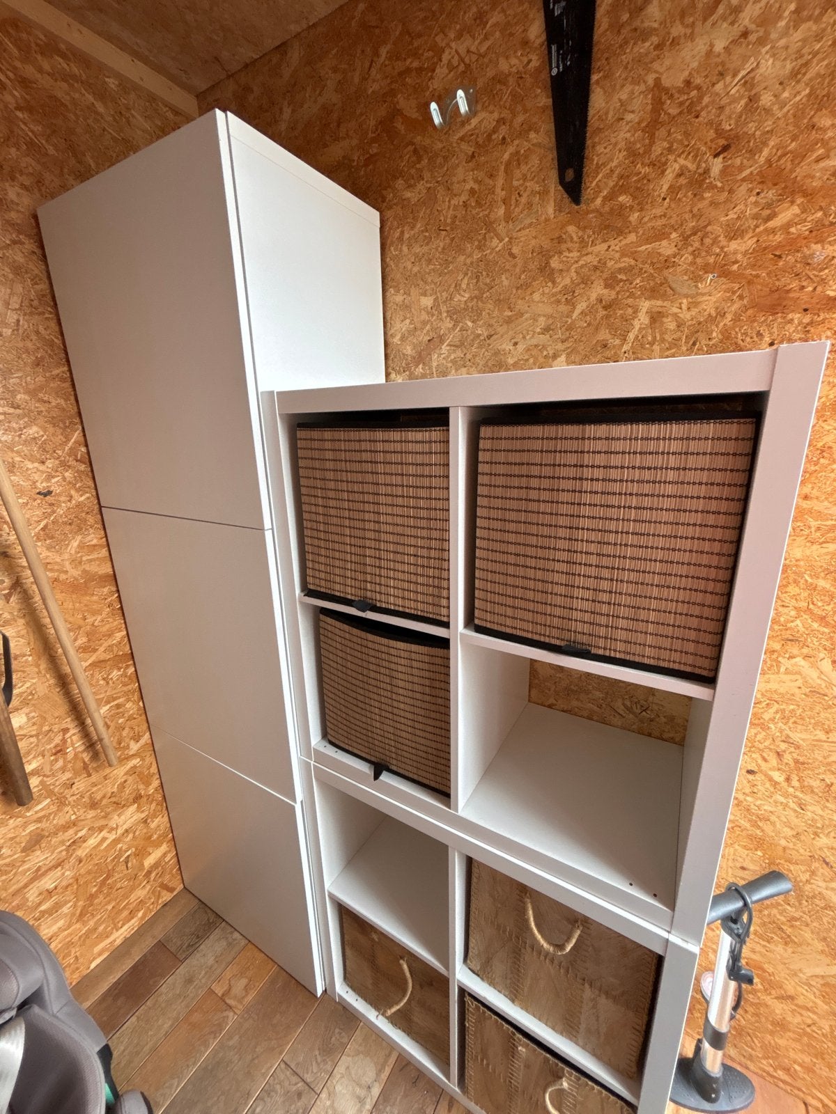 Witte kasten IKEA Kallax en IKEA Knoxhult met opbergmanden, Huis en Inrichting, Kasten | Kledingkasten, Ophalen, Gebruikt, 100 tot 150 cm