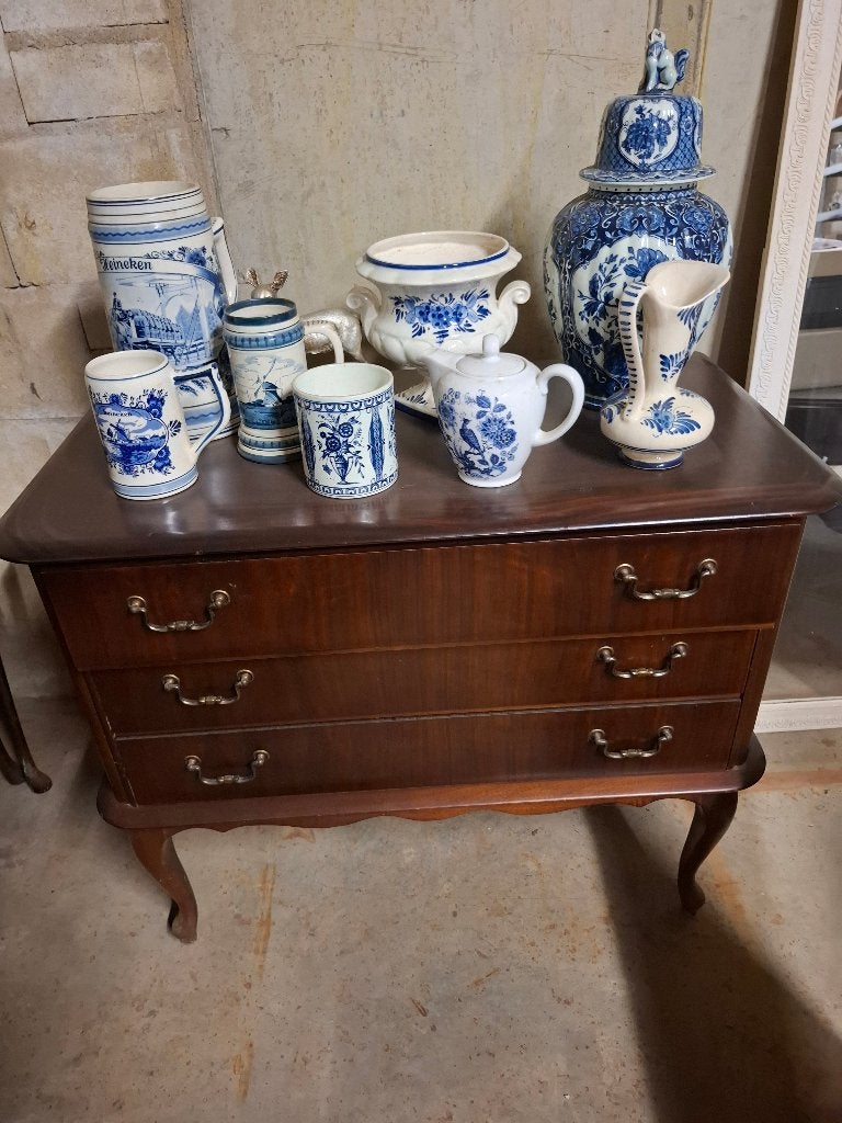 Veel Delftsblauw, Heldense exclusief kast tafel antiek, Antiek en Kunst, Ophalen of Verzenden
