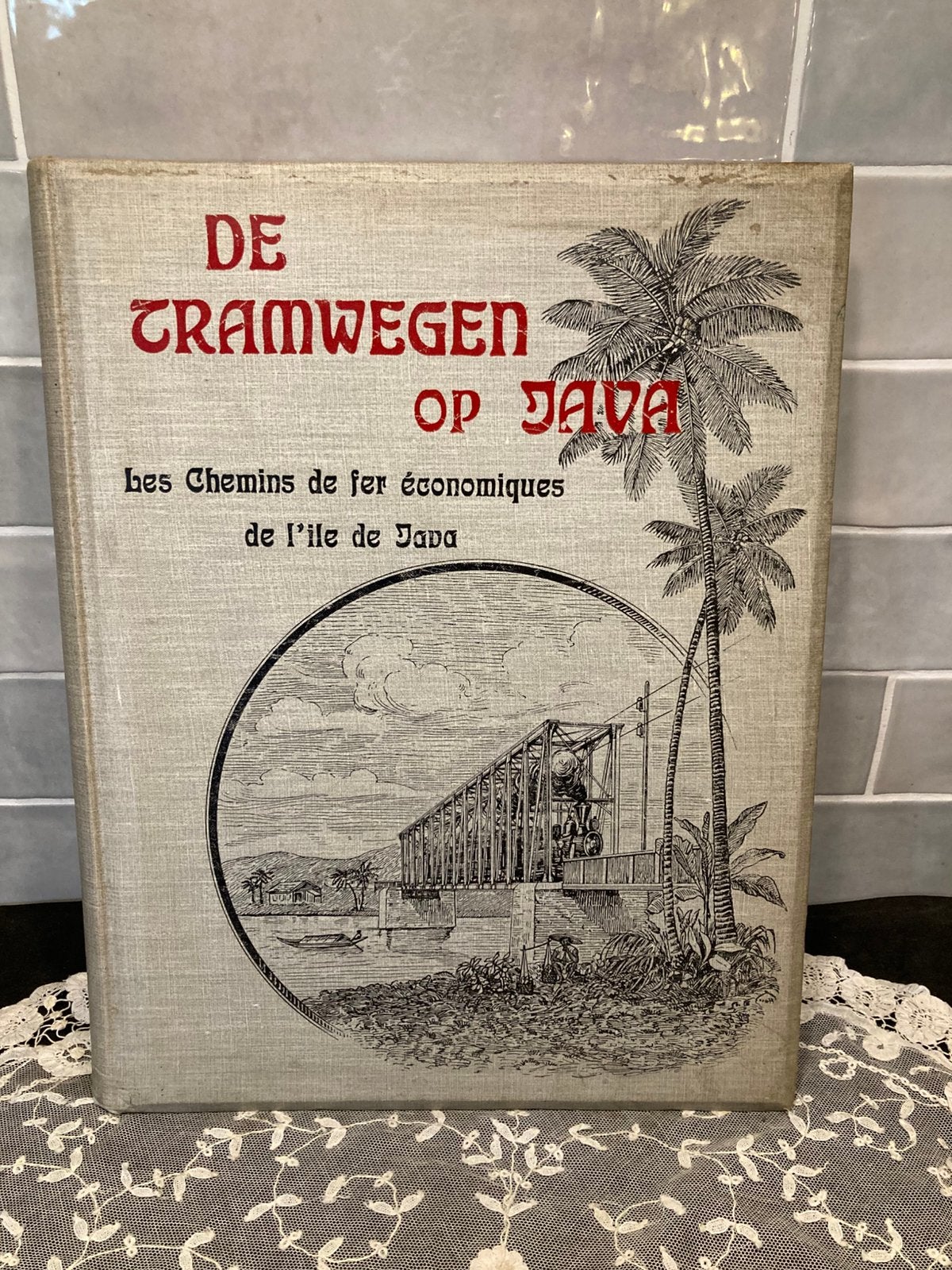 Antiek boek, De Tramwegen op Java (071025s), Ophalen of Verzenden, Gelezen