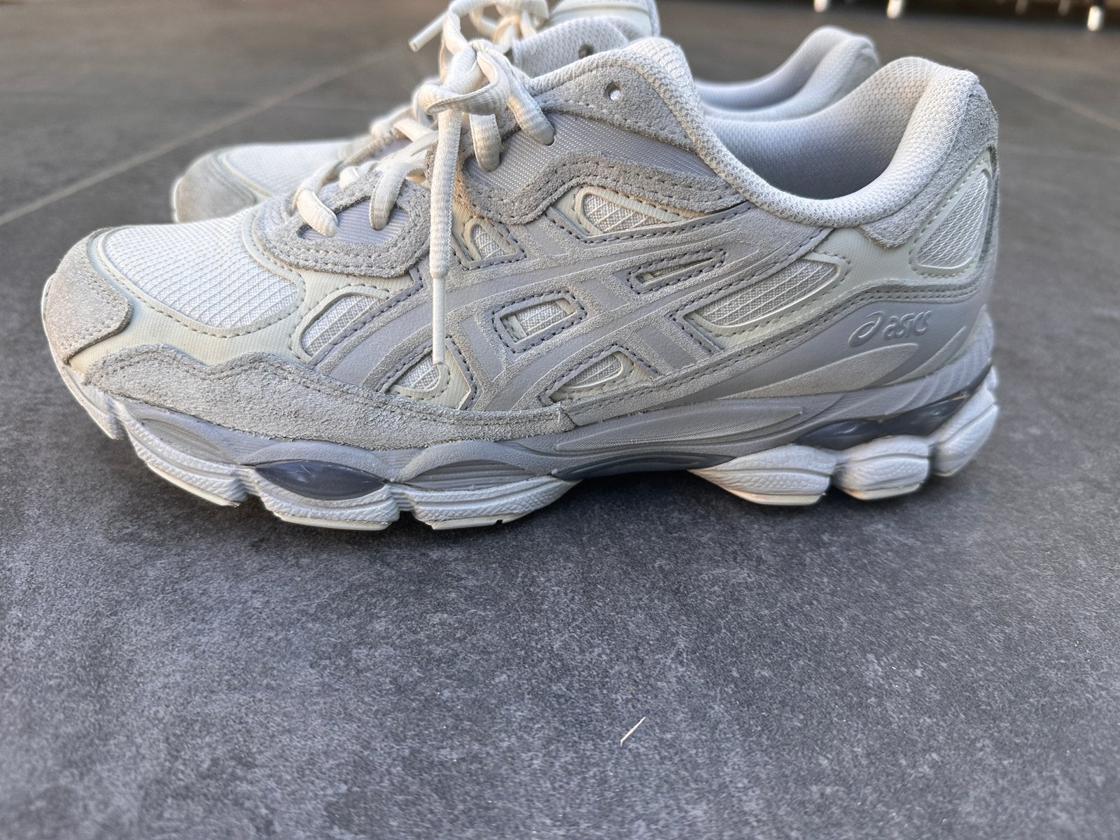 Asics Gel_NYC White, Ophalen of Verzenden, Zo goed als nieuw, Wit, Sneakers of Gympen