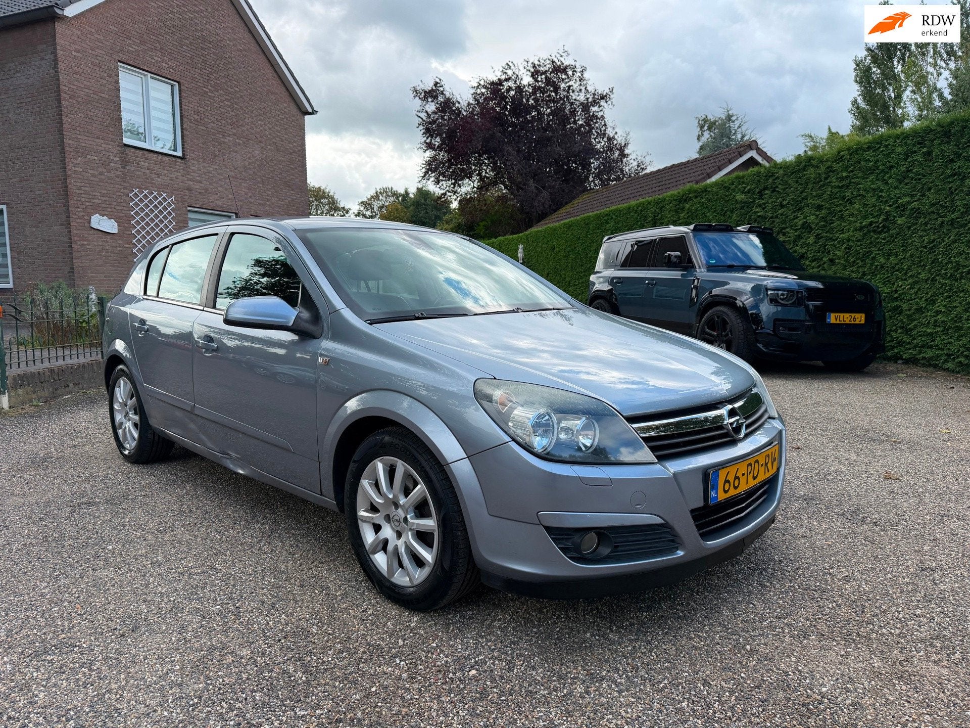 Opel Astra 1.6 Cosmo, Auto's, Opel, Voorwielaandrijving, 15 km/l, Gebruikt, 4 cilinders