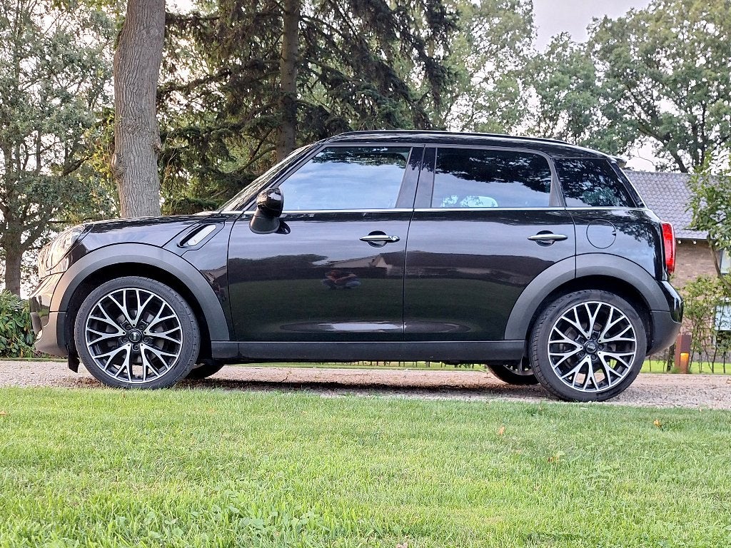 Foto 7 van Mini Countryman 1.6 Cooper 2017 Zwart John Cooper Works JCW