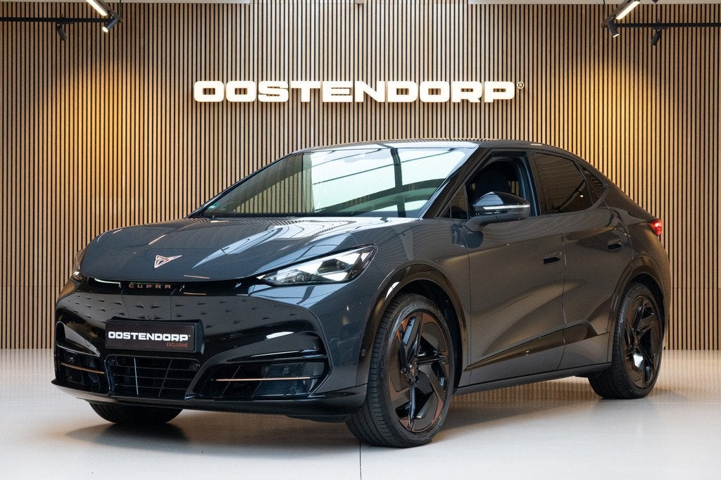 CUPRA Tavascan 286pk Adrenaline 82 kWh|2025|Panoramadak|Senn, Achterwielaandrijving, Gebruikt, Zwart, SUV of Terreinwagen