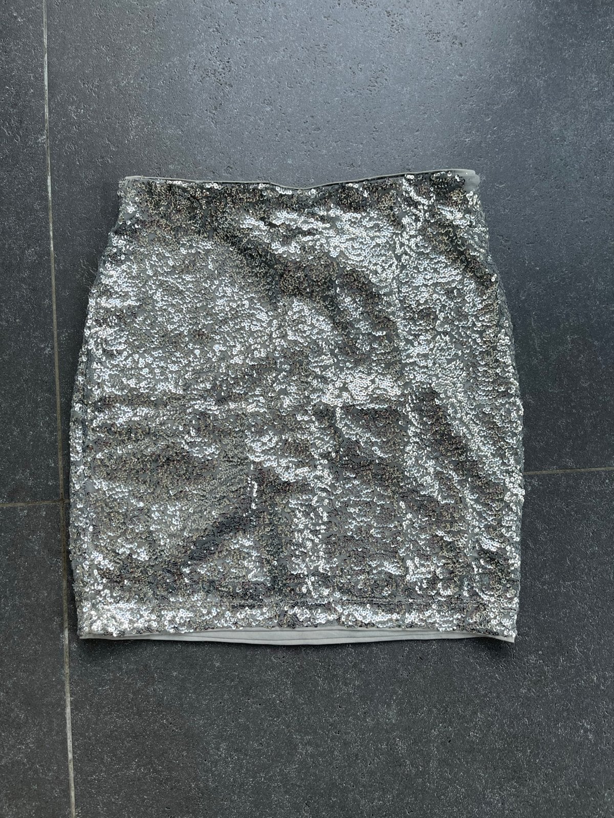 H&M Divided zilveren pailletten rokje, Kleding | Dames, Ophalen of Verzenden, Zo goed als nieuw, Maat 36 (S), Boven de knie