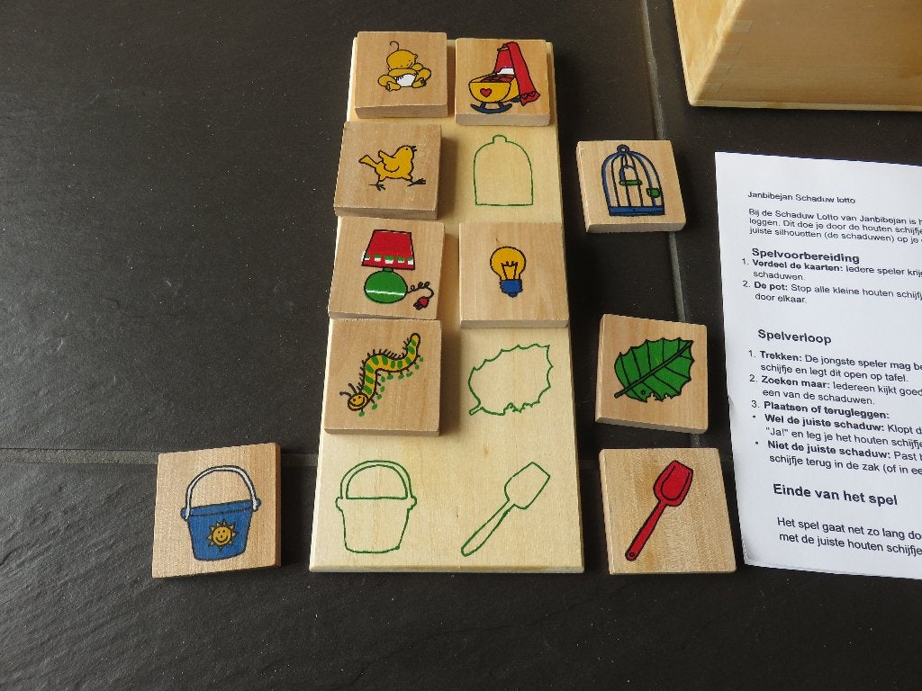 Houten schaduw lotto van Janbibejan in kistje, vanaf 4 jaar., Ophalen of Verzenden, Zo goed als nieuw
