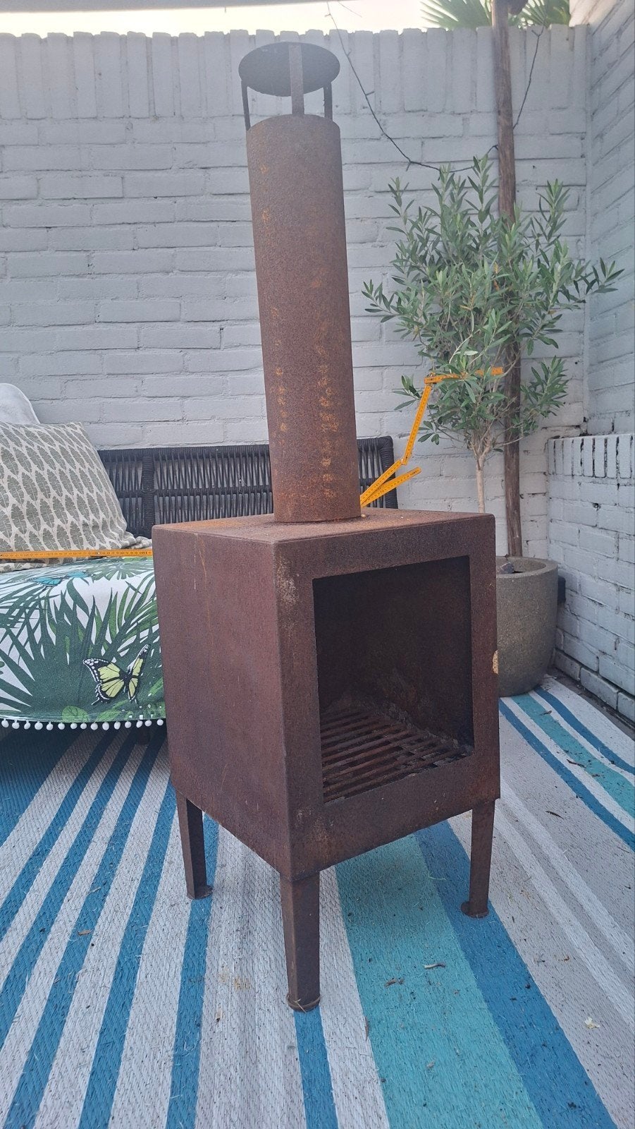 Tuinhaardje met schoorsteen, Ophalen