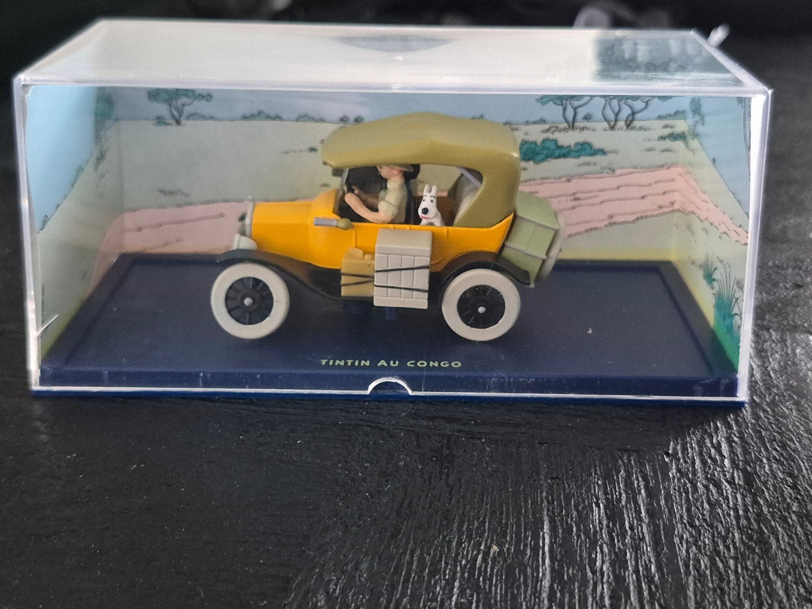 Kuifje in Congo auto model - Hergé Moulinsart, Hobby en Vrije tijd, Modelauto's | 1:43, Ophalen of Verzenden, Zo goed als nieuw