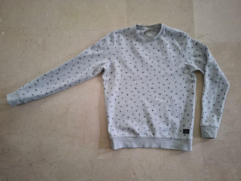 Grijze sweater met all-over print, Kleding | Heren, Maat 52/54 (L), Ophalen of Verzenden, Zo goed als nieuw, Grijs