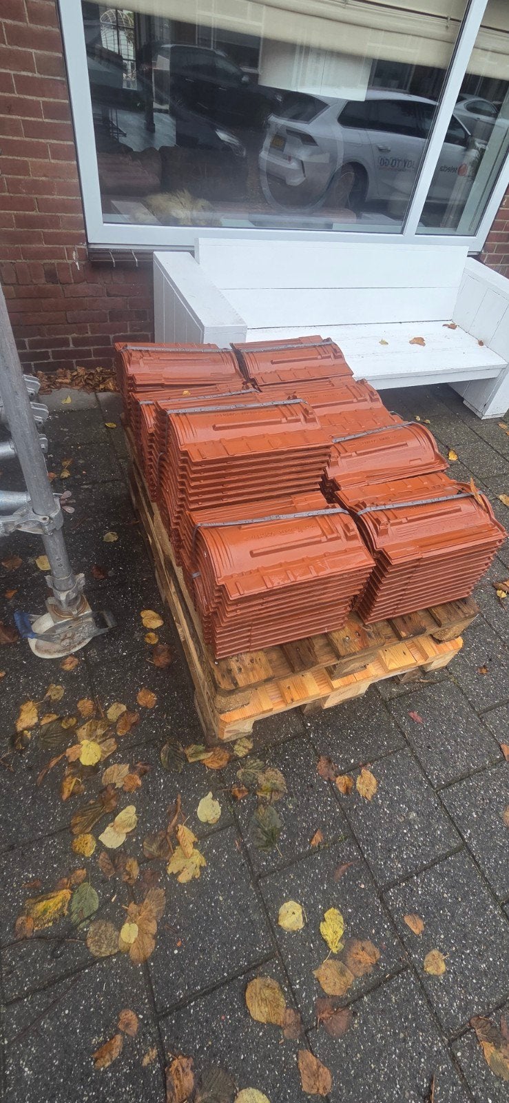 dakpannen nieuw! VHV Vario verglaasd licht bruin 100st, 10 tot 15 m², Nieuw, Ophalen of Verzenden, Dakpannen
