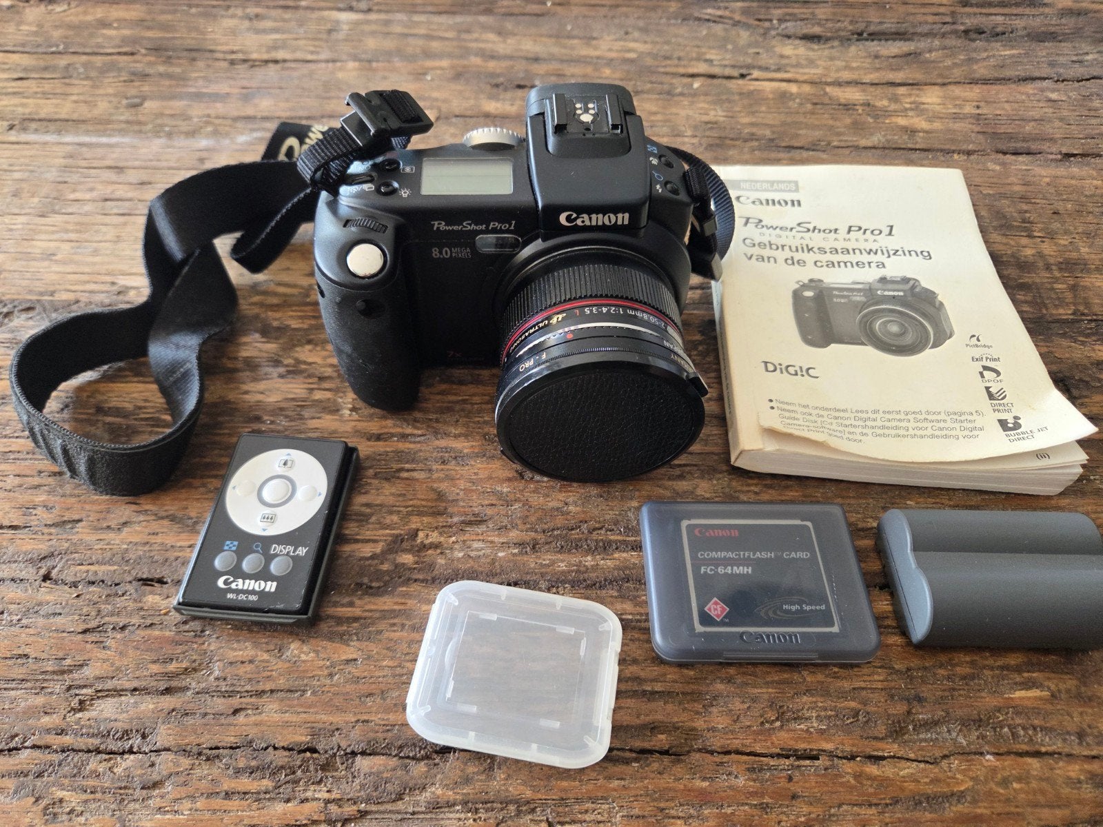 Canon PowerShot Pro1, Audio, Tv en Foto, Accu, Canon, Ophalen of Verzenden, Niet werkend