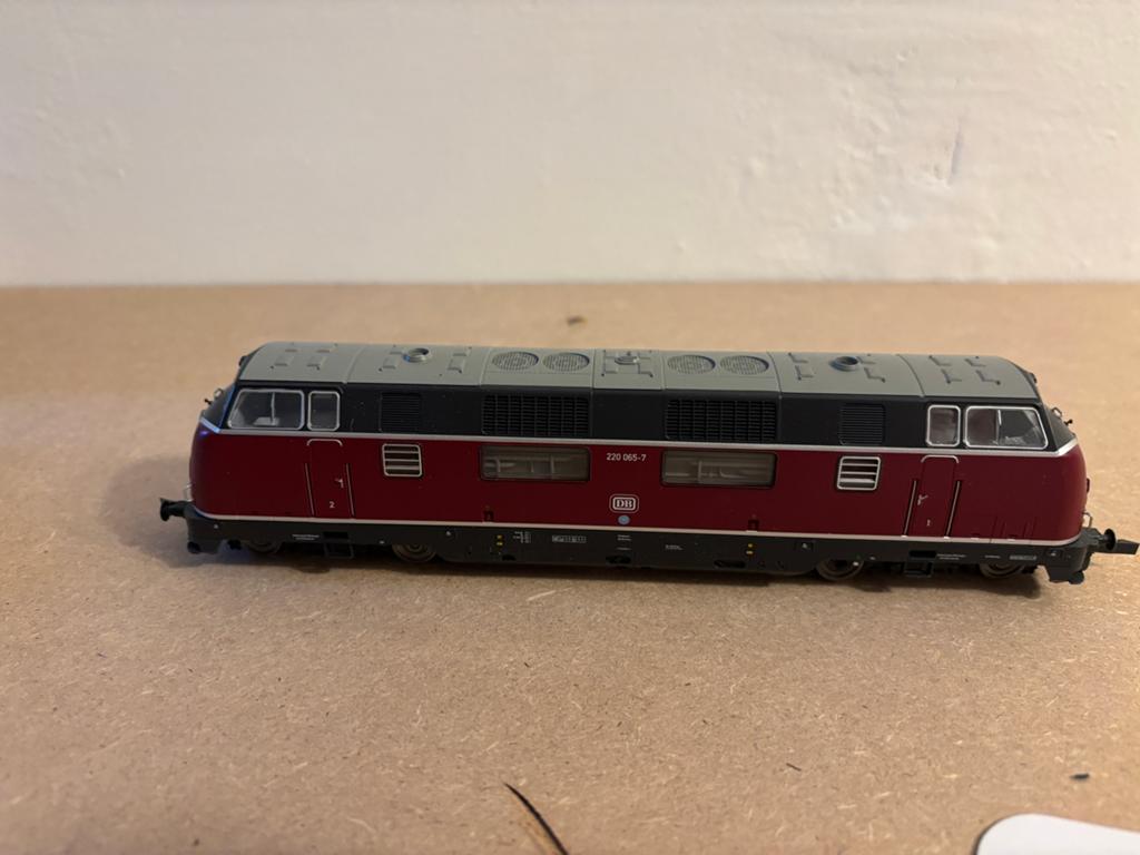 Piko Diesellok BR 220 DB in ovp, Hobby en Vrije tijd, Modeltreinen | H0, Gebruikt, Analoog, Gelijkstroom, Locomotief