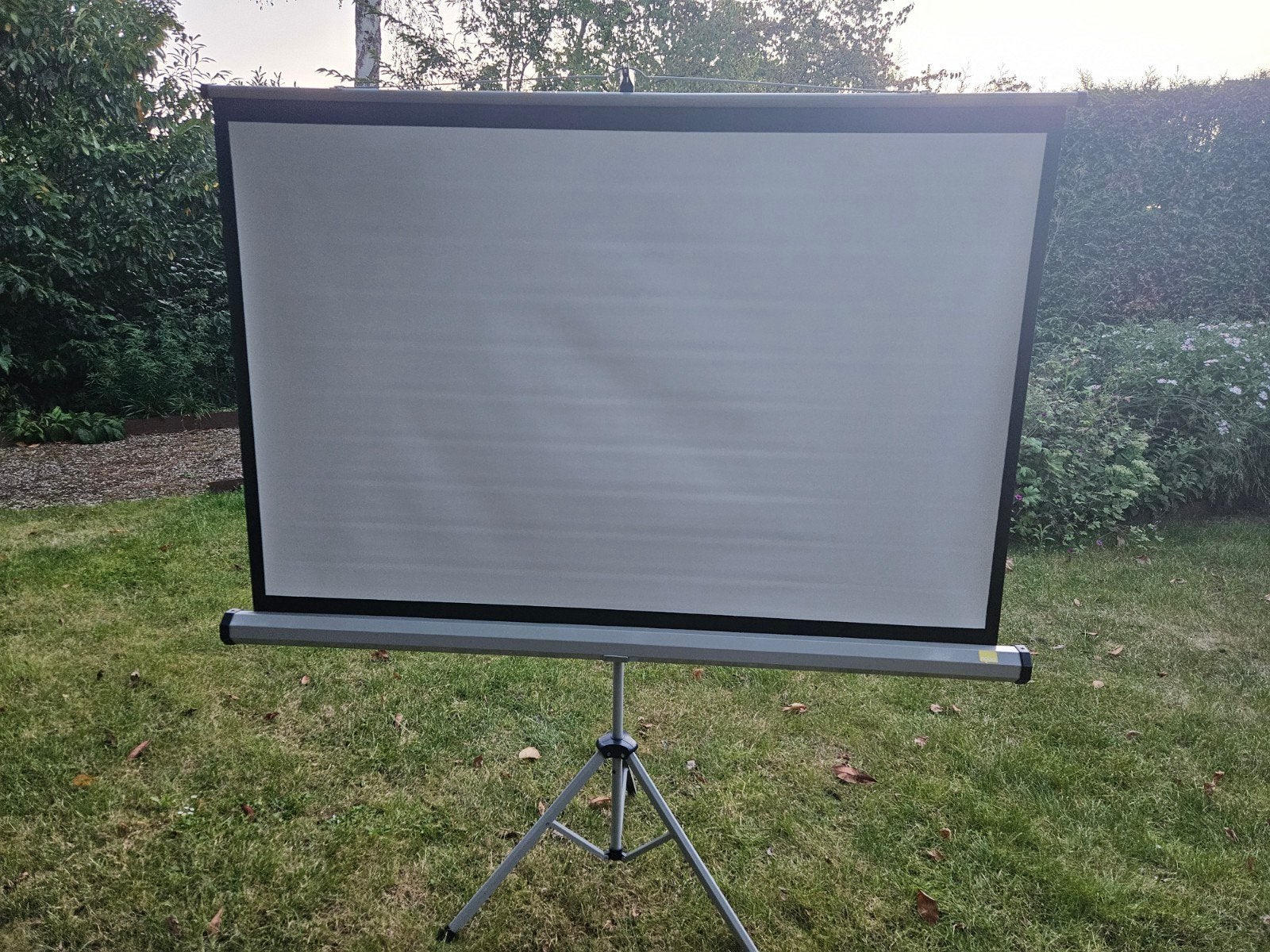 Projectiescherm op statief - 150x100cm, inklapbaar, Ophalen, Handmatig, Gebruikt