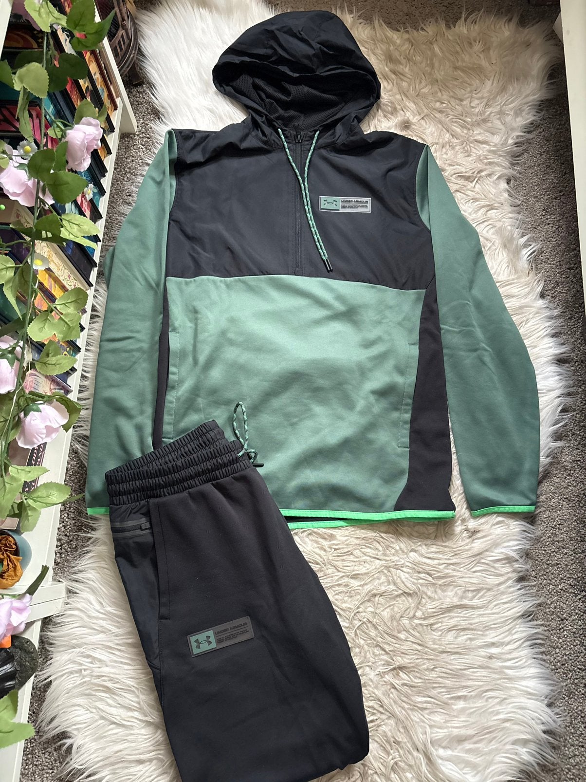 Under armour pak maat M, Maat 48/50 (M), Zwart, Ophalen of Verzenden, Zo goed als nieuw