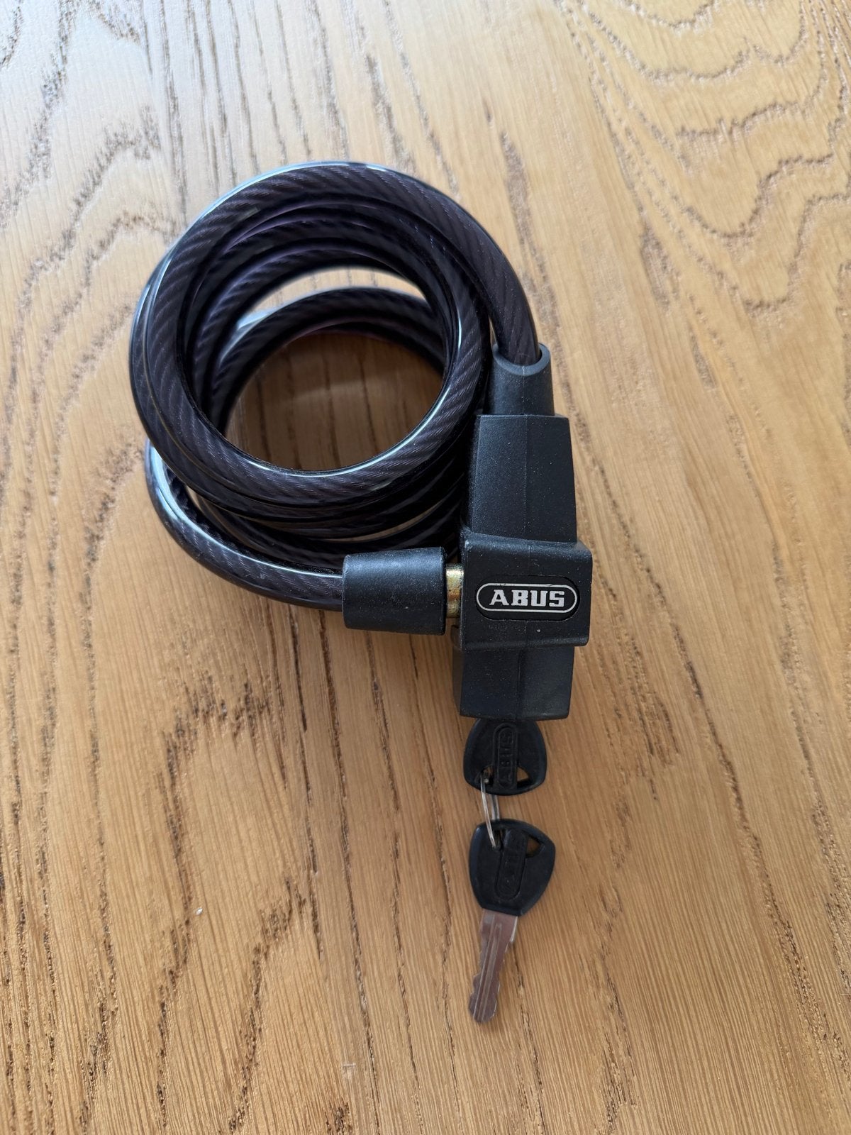 ABUS Kabelslot met sleutels - Zwart, Ophalen of Verzenden, Gebruikt, Kabelslot
